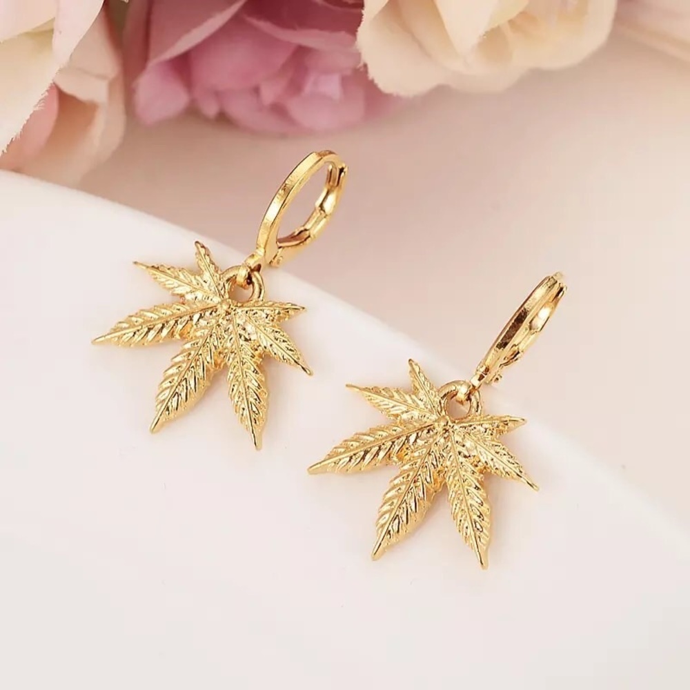 Weed cannabis earrings